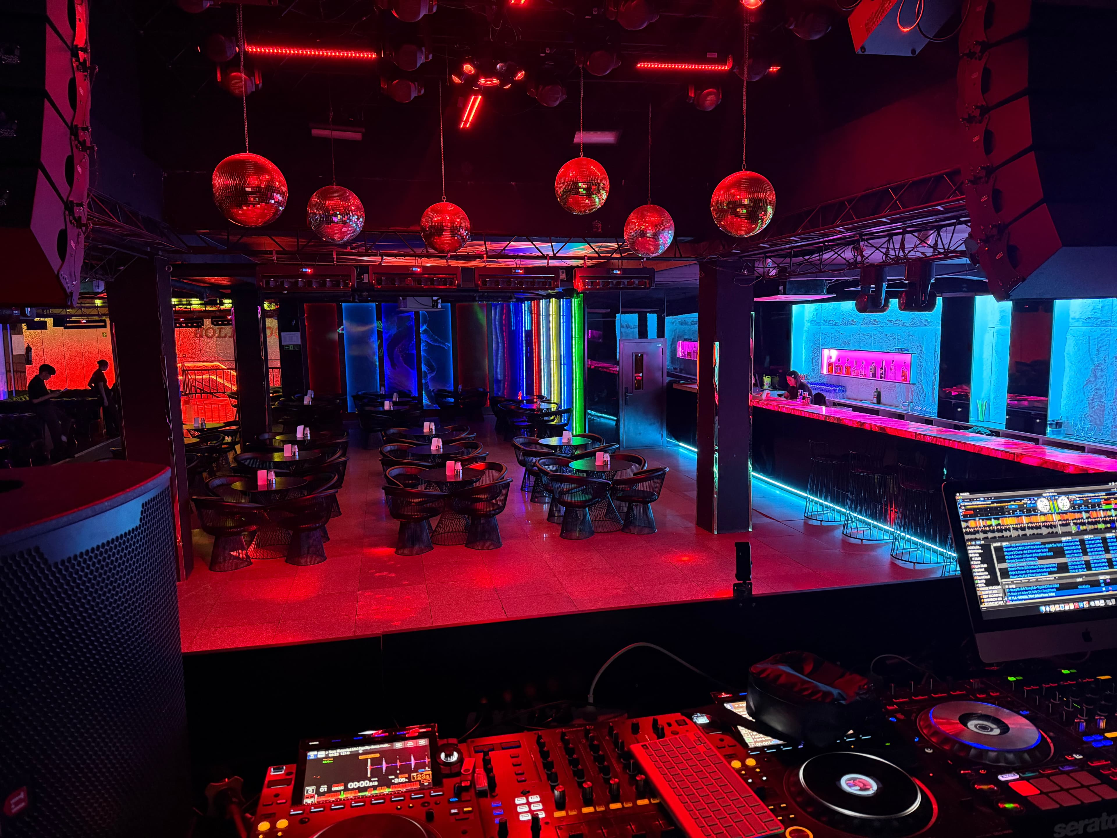 Hollywood Nightclub